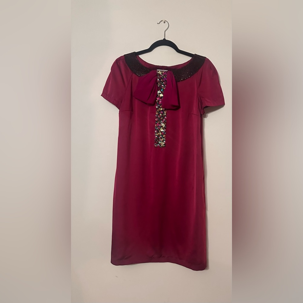 Moschino chic and cheap burgandy shirt dress dress w/ pockets. Size: 8 (42).